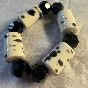 Black and White Beaded Bracelet